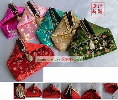 Chinese exclusivo artesanal Bordado Bag botão Sapo