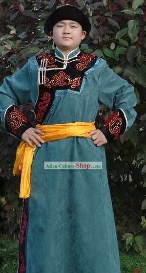 Chinese Traditional Handmade Mongolian Long Robe and Hat for Men