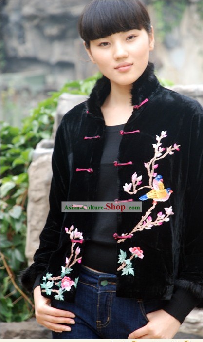 Chinese Stunning Handmade and Embroidered Birds Velvet Overcoat for Women