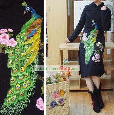 Supremo chino Manos Negro Pintado Peacock invierno algodón cheongsam