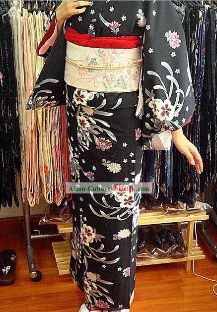 Kimono florido japonês tradicional preto e Belt Conjunto completo