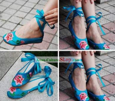 Traditional Handmade Lotus Slipper