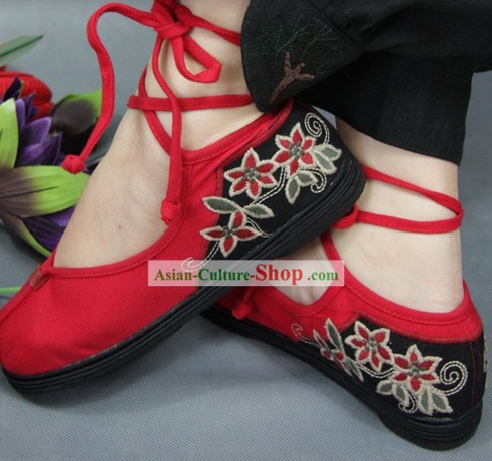 Red Embroidered Flower Chinese Dance Shoes