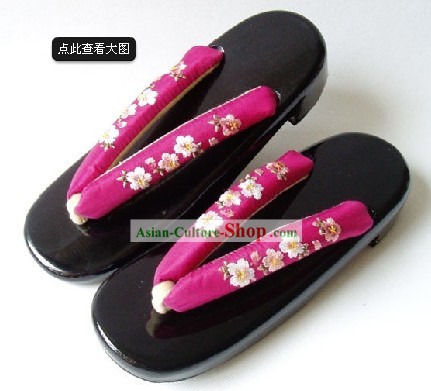 Traditional Japanese Oriental Cherry Geta Set for Women