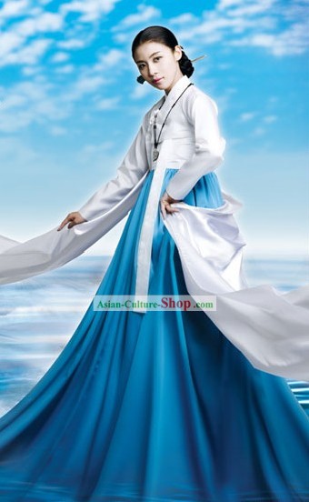Ancient Palace Long Sleeve Dance Costumes Set
