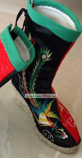 Chinese Traditional Hand Made Embroidery Phoenix Boots
