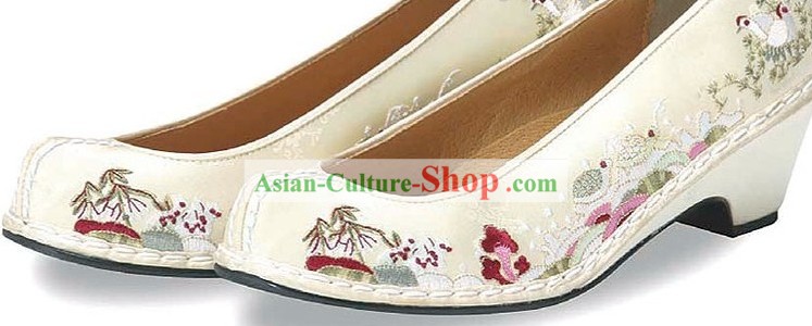 Traditional Korean Embroidery Shoes for Women