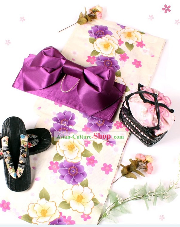 Japanese Tea Flower Yutaka Kimono Obi e Geta Sandal Set completo para as Mulheres