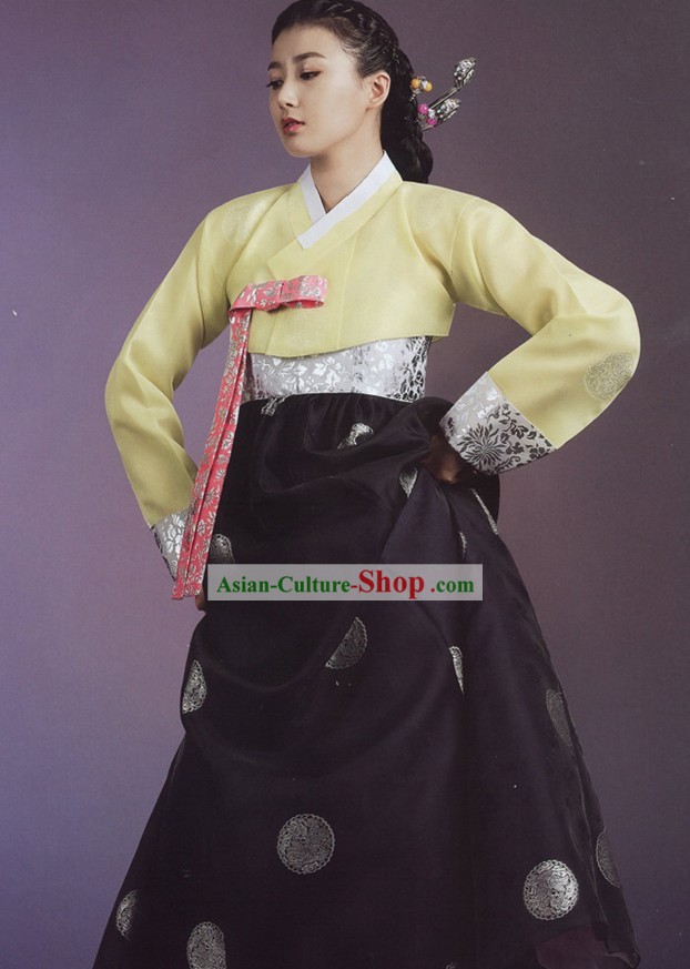 Traditional Korean Women Hanbok Clothing