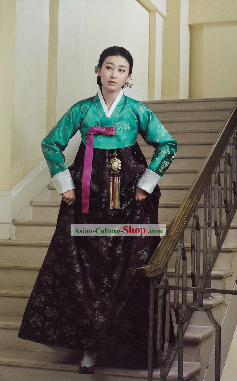 Traditional Korean Women Royal Hanbok Clothing Set