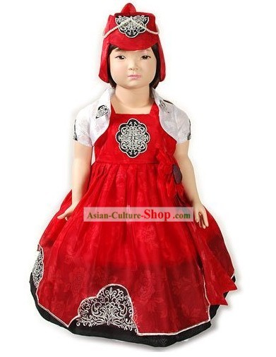 Traditional Korean Baby Girl Hanbok Clothing and Hat Complete Set