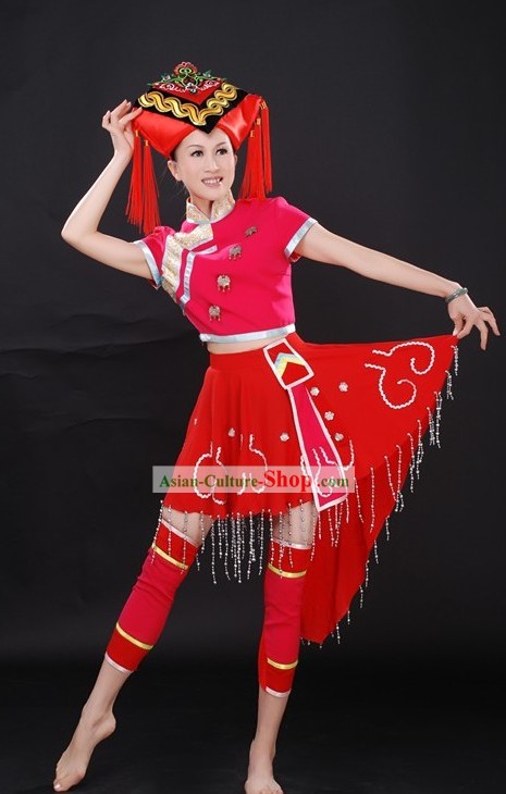 Traditional Chinese Wedding Dress and Hat