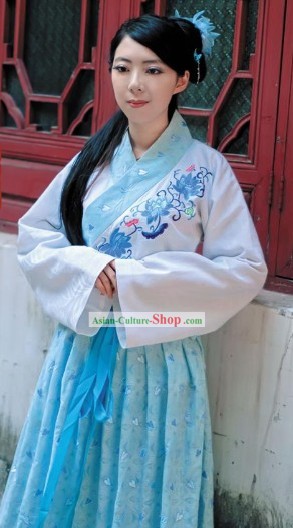 Ancient Chinese Han Dynasty Clothing for Women