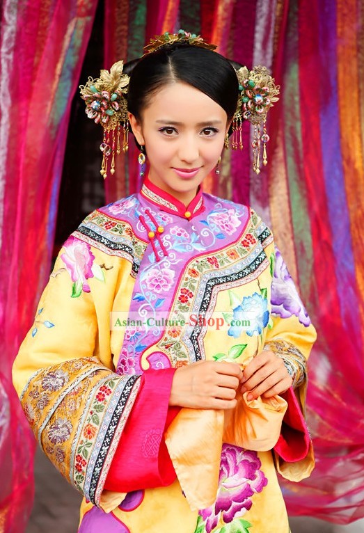 Ancient Chinese Qing Dynasty Beauty Clothing