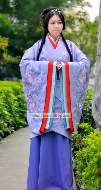 Ancient Chinese Princess Embroidered Flower Splendid Attire