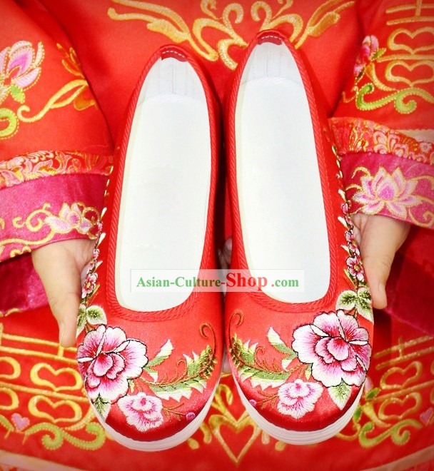 Chinese Classical Embroidered Flower Wedding Shoes for Women