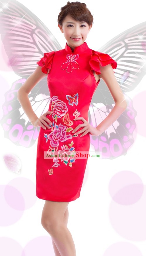 Traditional Chinese Butterfly and Flower Wedding Qipao for Women
