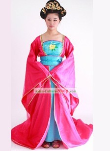 Ancient Chinese Tang Dynasty Costumes for Women