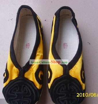 Traditional Chinese Yellow Taoist Shoes for Men