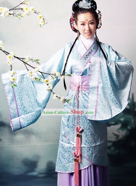 Chinese Traditional Costumes for Women