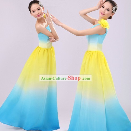 Color Transition Chinese Yangge Fan Dancing Costumes for Women
