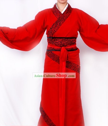 Ancient Chinese Han Dynasty Garment for Women