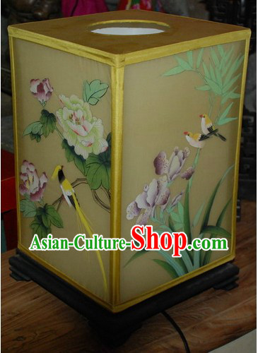 Chinese Classic Handmade and Painted Silk Desk Lamp