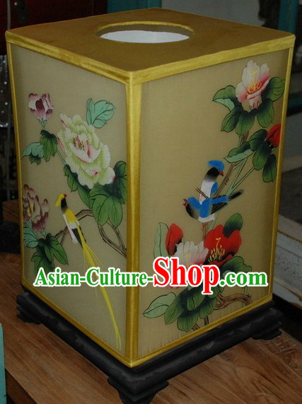 Chinese Classic Handmade and Painted Silk Desk Lamp