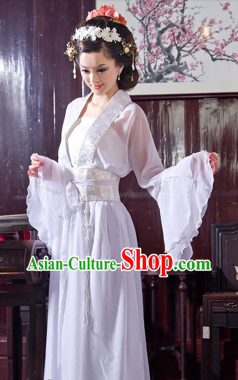 Traditional Chinese White Wide Sleeve Clothing for Women