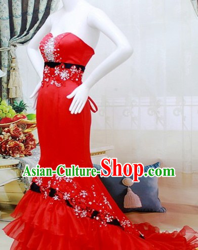 Chinese Red Elegant Lucky Red Wedding Dress with Long Tail