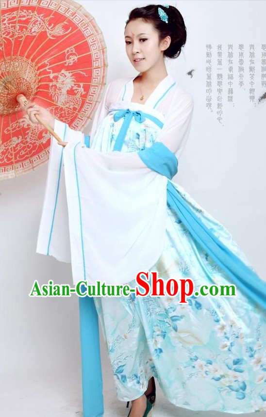 Ancient Chinese Tang Dynasty Clothing for Women