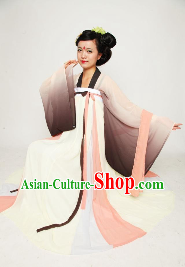 Ancient Chinese Tang Dynasty Clothing for Women