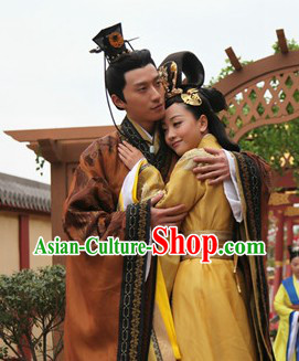 Ancient Chinese Couple Outfit for Men and Women