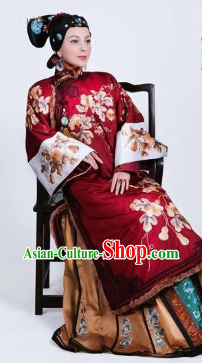 Traditional Chinese Stage Performance Empress Embroidered Costumes for Women