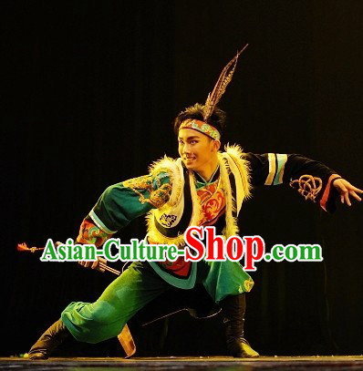 China Qiang Ethnic Tribe Clothes for Men