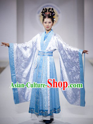 Chinese Formal Female Dressing Costume and Hair Accessories in China