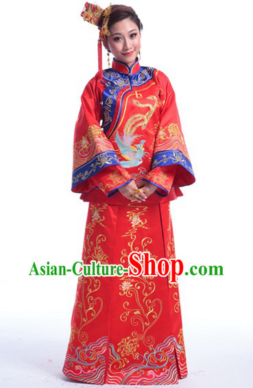 Chinese Traditional Wedding Attire for Brides