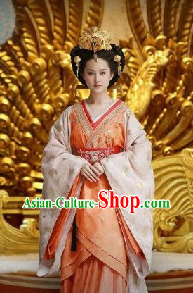 Han Dynasty Princess Hanfu Clothing and Headwear for Women