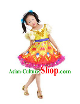 Traditional Chinese Dance Costumes and Headdress for Children