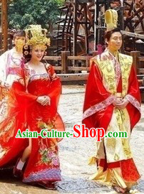 Ancient Chinese Traditional Wedding Dresses and Crowns for Men and Women