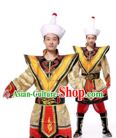 Traditional Clothes of Mongolian Men