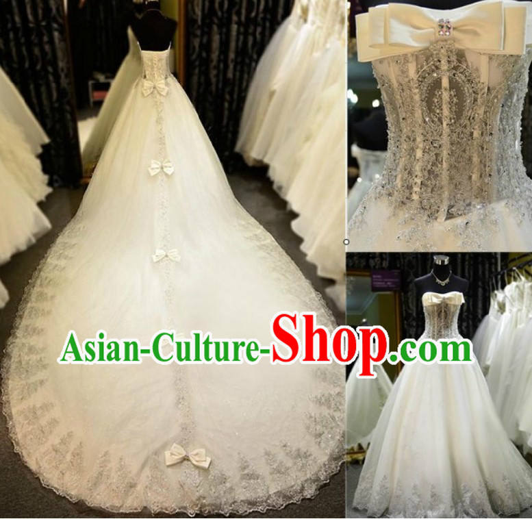 Stunning Chinese Bridal Wedding Dress and Veil