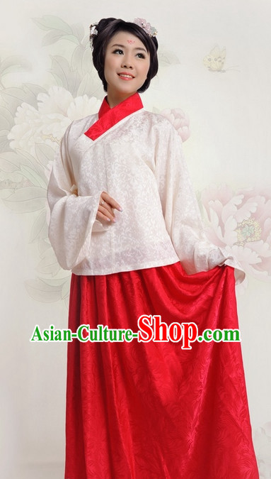 Ancient Chinese Ming Dynasty Clothing for Women