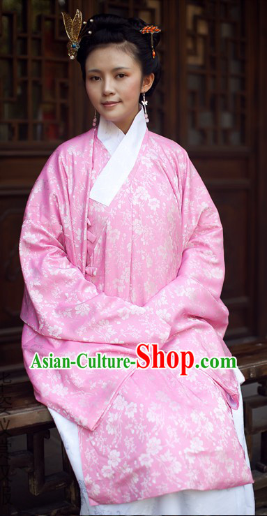 Ancient Chinese Pink Clothing for Women