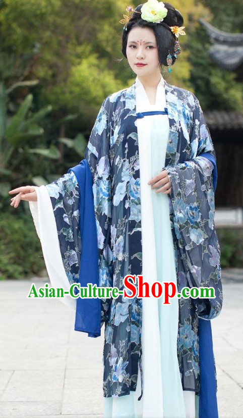 Ancient Chinese Tang Dynasty Clothes for Women