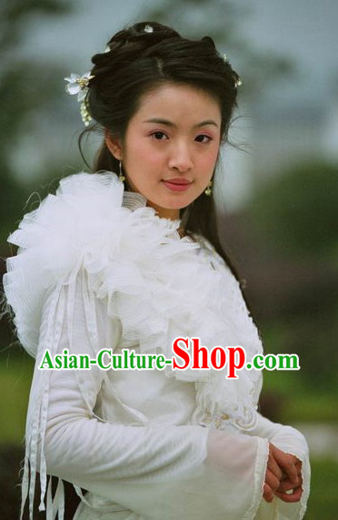 Ancient Chinese White Flower Swordswoman Costumes
