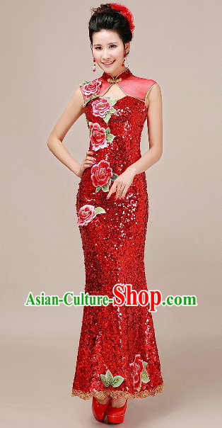 Traditional Chinese Wedding Red Lace Cheongsam Qipao and Hair Accessories for Brides