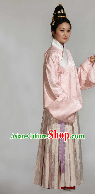 Ancient Chinese Ming Dynasty Clothing for Women