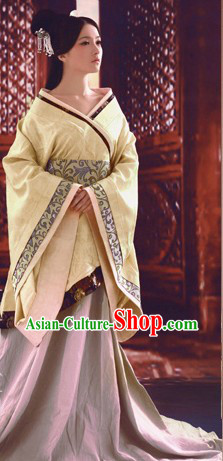 Ancient Chinese Han Dynasty Robe for Women