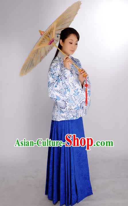 Ancient Chinese Ming Dynasty Clothes for Ladies